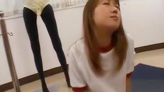 与狂野日本熟女的疯狂多人激情狂欢。