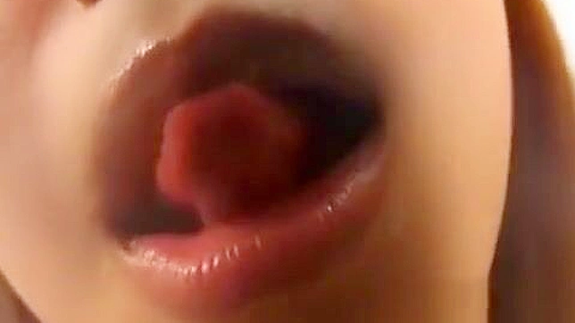 与狂野日本熟女的疯狂多人激情狂欢。
