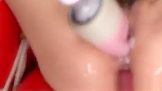 疯狂猛干毛茸茸的日本妹妹，不停 thrust 和喷射高潮