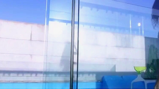 李露的海边激情冒险——户外性感狂欢。