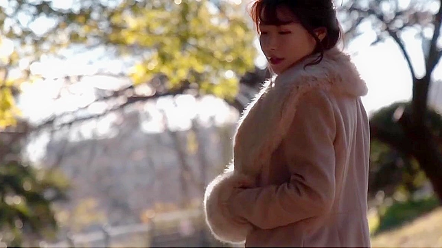 富裕美女摆脱禁欲后的激烈性爱体验。