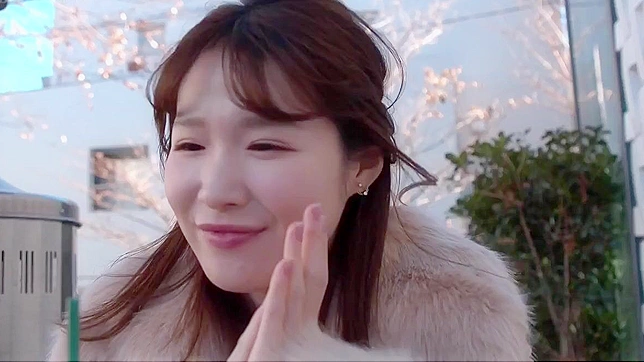 富裕美女摆脱禁欲后的激烈性爱体验。