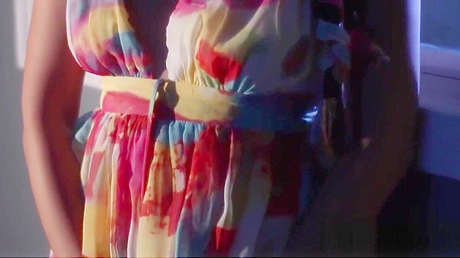 日本AV女神麻里菜裸体准备激烈动作。