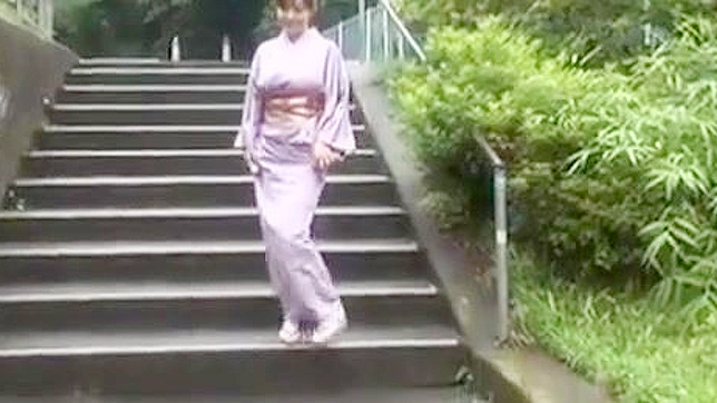 穿和服的凉香——日本美女的情欲挑逗与快感享受。