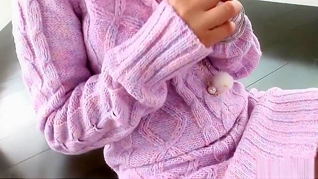 粉色阳具乐——毛茸阴唇自慰高潮喷射快感。