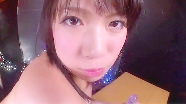 丰满亚洲少女安信吾的天堂般的自恋秘境探索