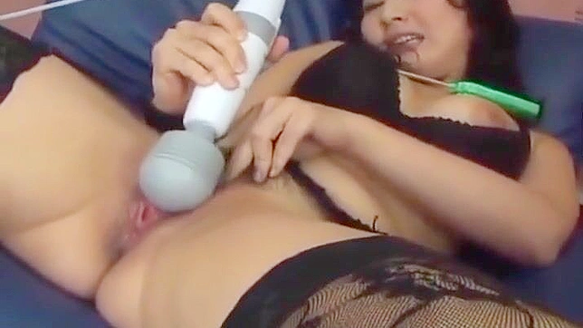 令人难以置信的日式性爱电影，高潮迭起硬核激情交媾。