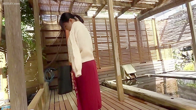 胖日本熟女求强烈后入式及颜射奖赏