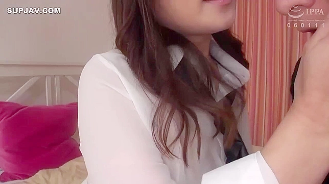 日本小胖妻扮成秘书诱惑老公，轻度色情