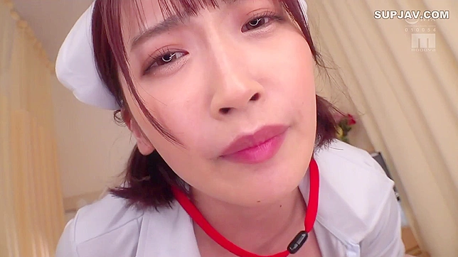 日本护士医院群交，穿着白色内裤的牛女骑乘式开炮