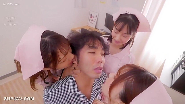 调皮的日本护士制服诱惑吸吮又操弄书呆子老板！