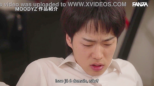 色欲学生野乃香和石原望美在卡拉米扎卡里疯狂放纵！