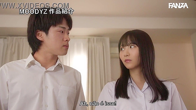 色欲学生野乃香和石原望美在卡拉米扎卡里疯狂放纵！