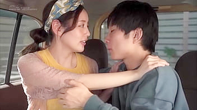 处女教程：已婚姐姐KannaMisaki的诱惑接吻教学