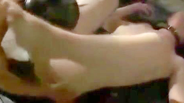 火爆无删减JAV场景 - 热辣美女激烈做爱大声呻吟 - 最棒的成人片