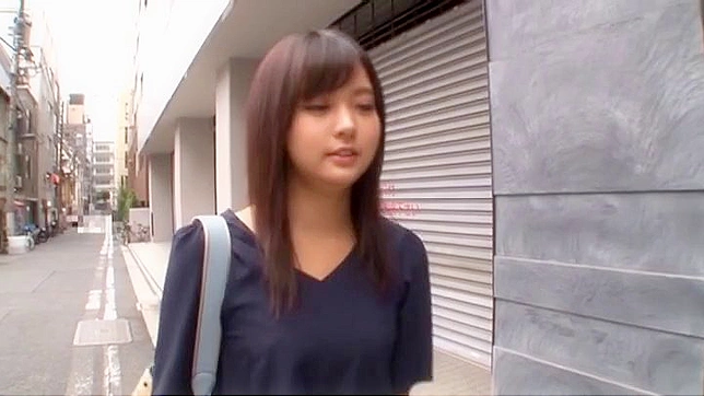 娜娜的新情人让她疯狂，令她快乐地尖叫！