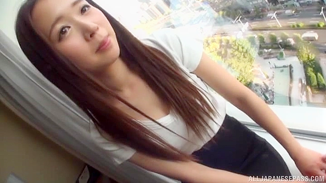 火辣日本少女脱衣后被狠狠操翻 – 年轻刺激体验