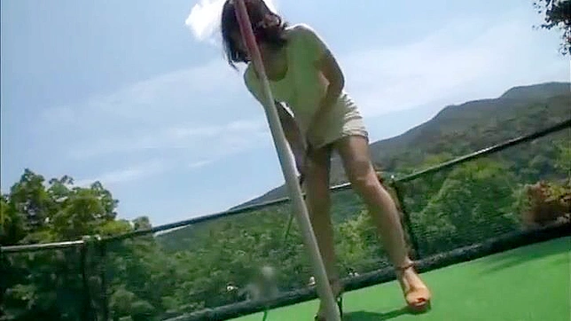 欲望亚洲美女弯腰紧致阴户被猛干