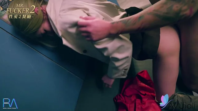 Chinese Brunette Wu Fangyi Enjoys Magical Sex Adventures