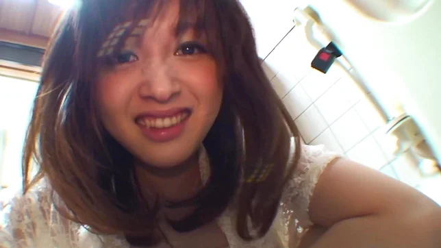 Vibrator makes Mizuho Uehara fuck so good