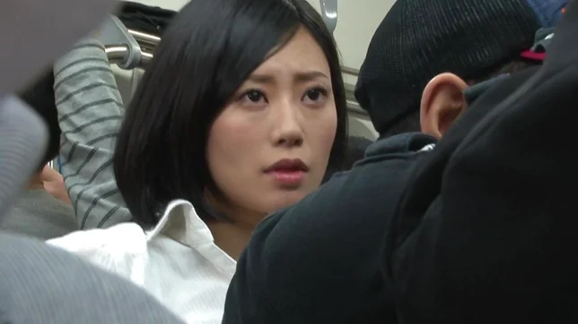 Sexy Asian lesbians Uta Kohaku and Karen Hazuki in public sex show 2