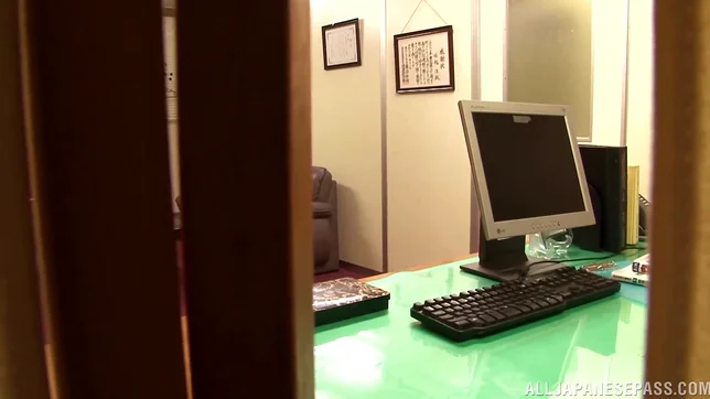 Hot MILF Natsume Inagawa in hot office suit 3