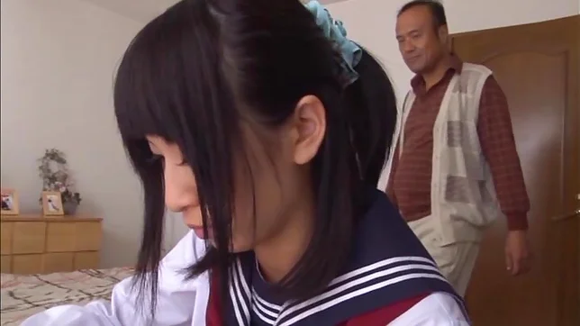 Cute queen loves sucking hard erect pole 2