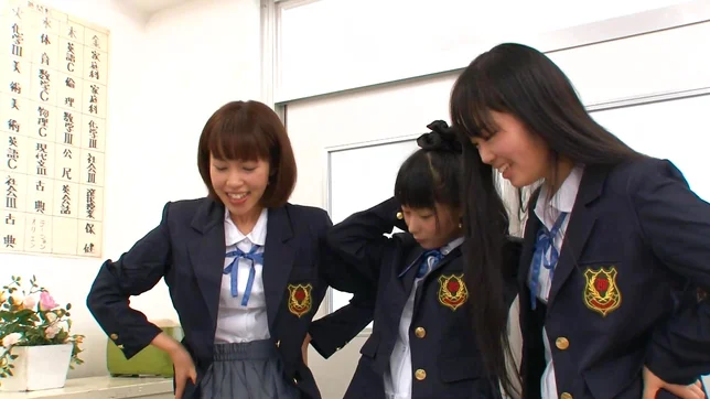 Kyouno Nanaka and Kana Ohori fucking so good 2