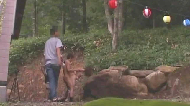 Amateur girl Pretty Asian girl is fucked in the park by her boyfriend 3