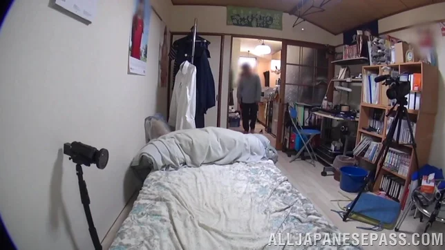 Japanese wife made to scream in hardcore 3