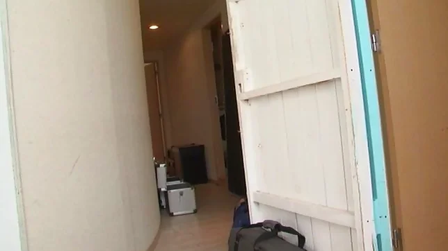 Hikaru Takizawa gets kinky solo. 6