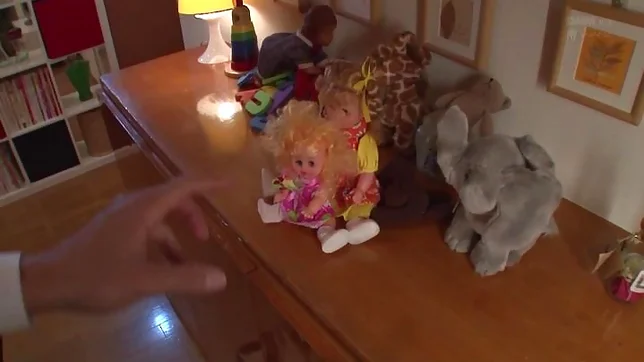 Ichika Kanhata, insolent Asian babe enjoys giving a deep throat blowjob