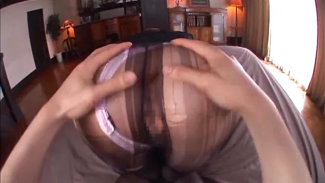 Kinky office lady in pantyhose Tsubasa Amami gives a foot job 5