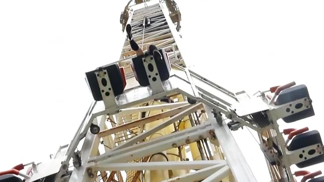 Sexy babe Karina Nishida gets rammed seriously 6