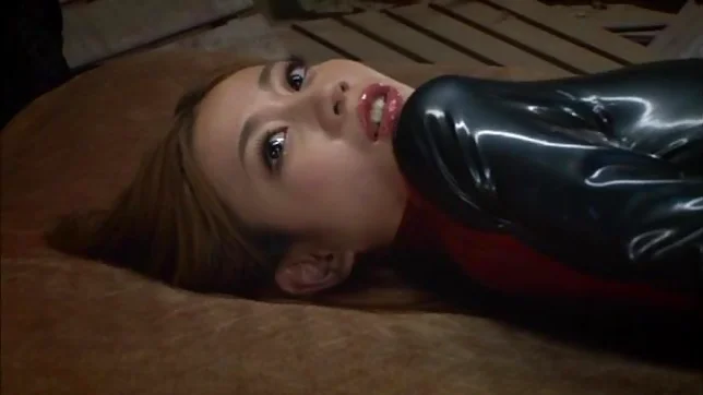 Precious babe Kaori Maeda gets fingered and loves it 2