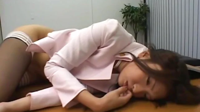 Karina Sasaki Japanese doll is an obedient secretary