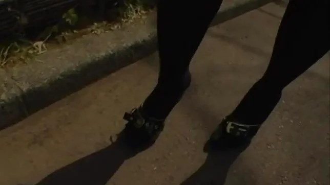 Airi Hot Asian model enjoys showing off her big tits 3