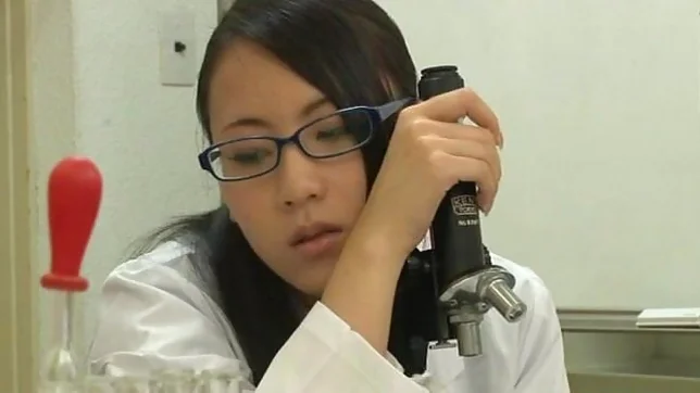 Teen schoolgirl friends in glasses help to jerk him off 3