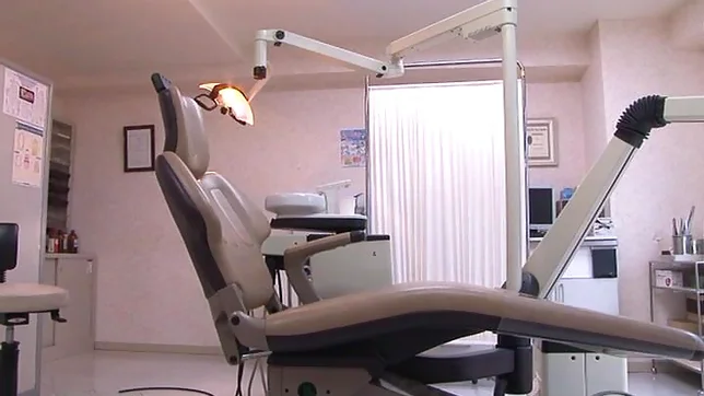 Juicy Japanese AV model is screwed by a horny dentist