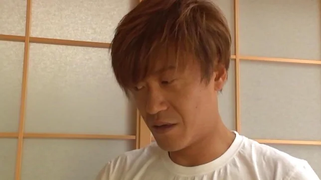 Curvaceous AV girl Shiho Tachibana deepthroats cock