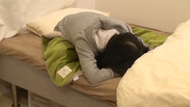 Miyuu Hoshizaki, shows her dick riding s 7