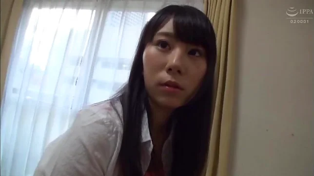 Amateur babe is giving amazing blowjobs 3