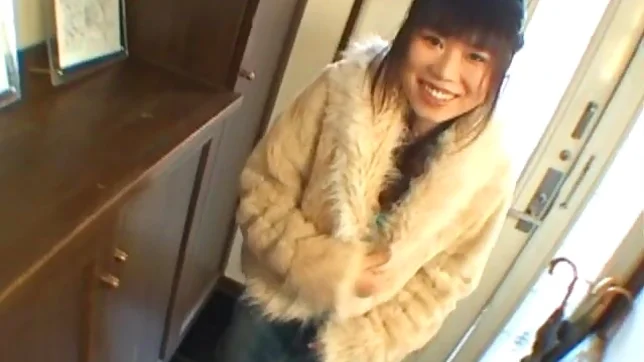 Rin Satomi Beautiful Asian doll shaves her pussy and shows it off 5