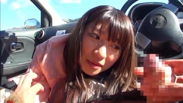 Rio Ogawa gives blowjob in the car for her boyfriend
