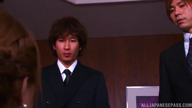 Cum in mouth of horny milf Akiho Yoshizawa 4