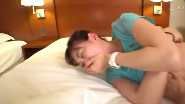 Sweet Tokyo girl likes it hardcore 2