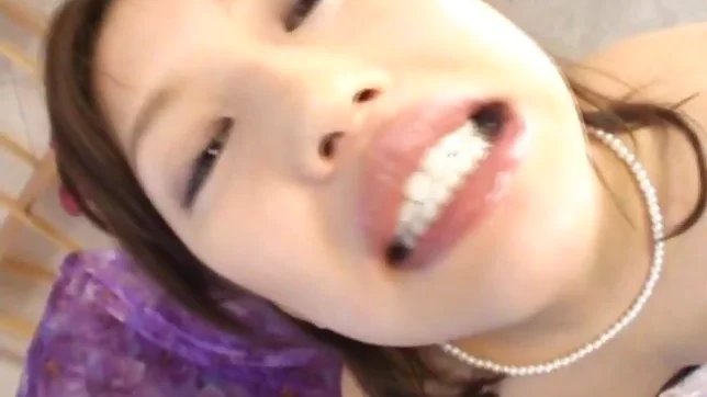 Ririka sexy Japanese Jezebel is into slurping cock 3