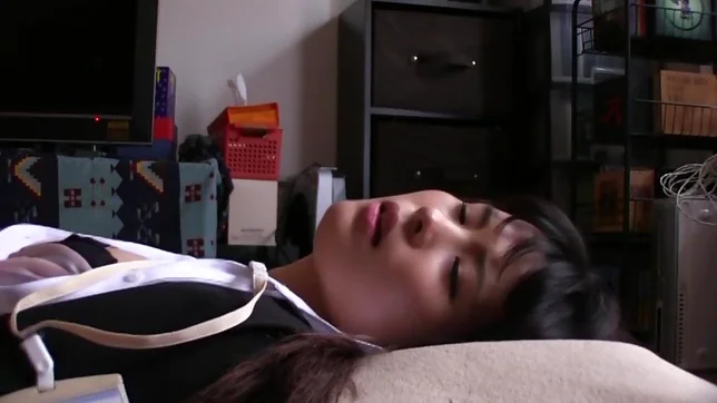 Superb Japanese model nailed in staggering hardcore 2