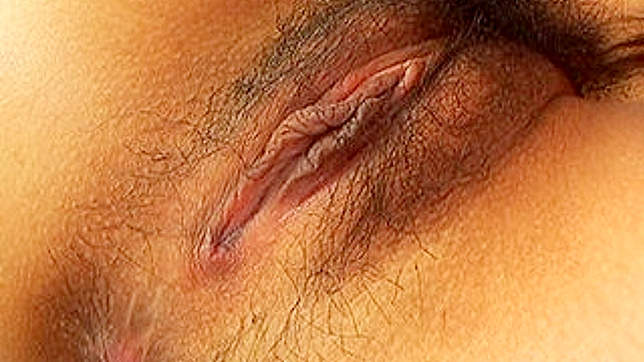 亚洲口技女王展示如何赢得皇冠